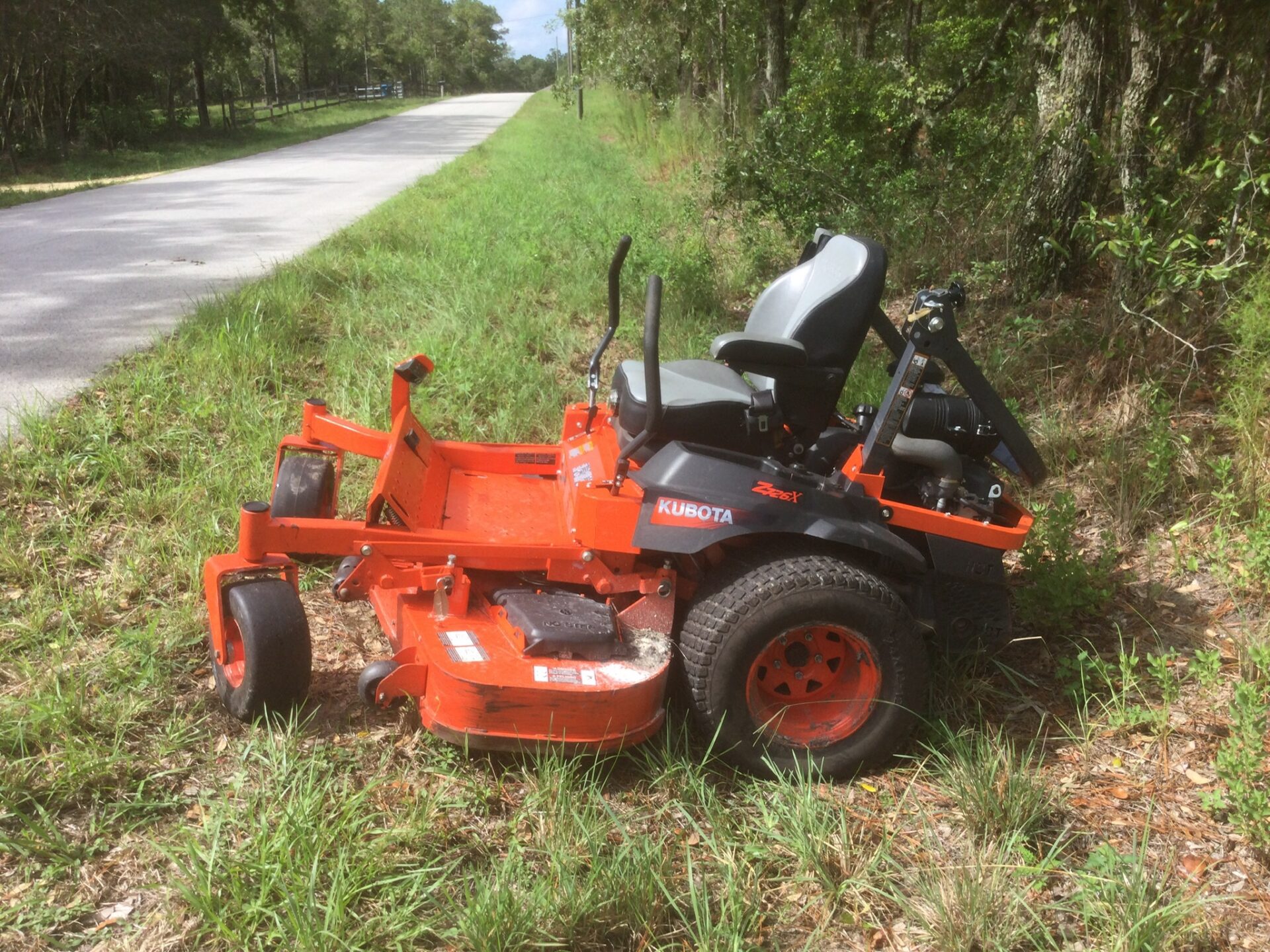 Large Lot Mowing & Mulching In Brooksville - Bush Hog Gone Wild